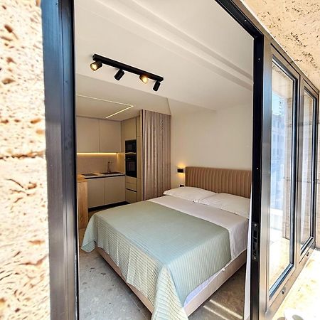 Marthinis Luxury Suites Сплит Экстерьер фото