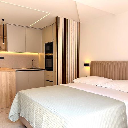 Marthinis Luxury Suites Сплит Экстерьер фото