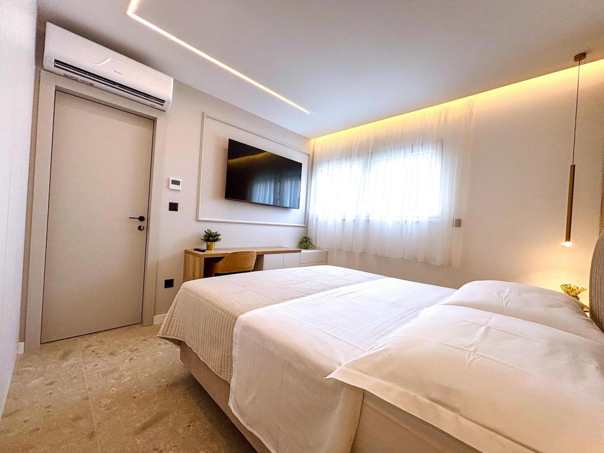 Marthinis Luxury Suites Сплит Экстерьер фото